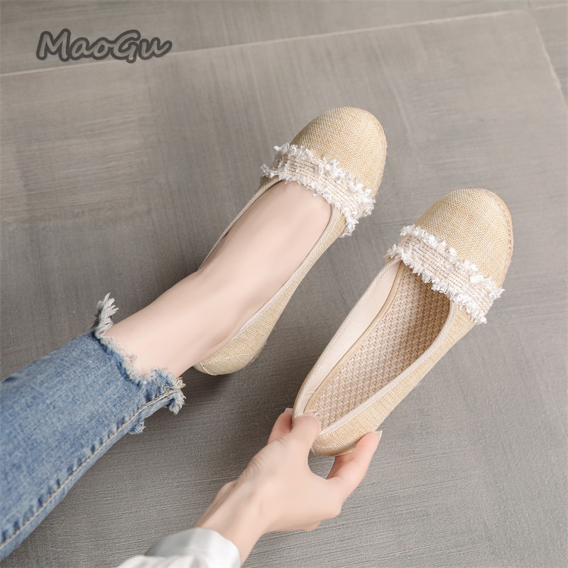 Espadrille Slip On - Damskie espadryle na koturnie, okrągły nosek,