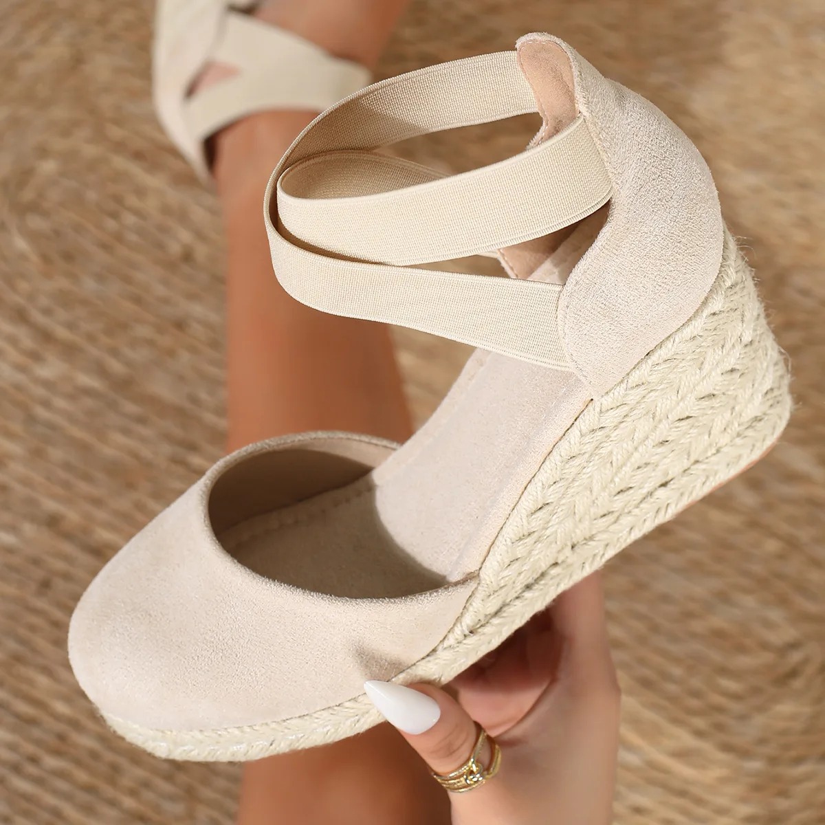 Espadrille Slip On - Damskie espadryle na koturnie z zakrytymi