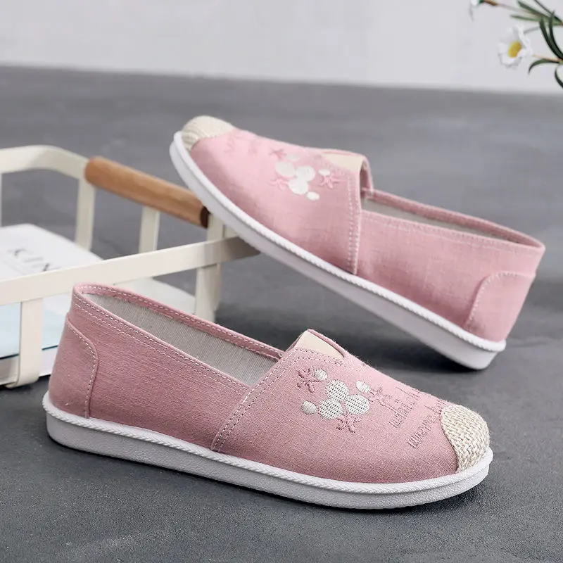 Urocze wsuwane buty damskie z  – Espadrille Slip On recenzja i cena