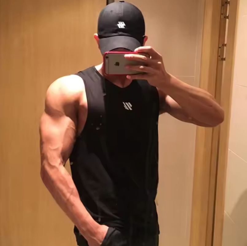 Koszulki bez rękawów dla mężcz – Tank Top Muscle recenzja i cena